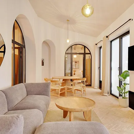 Pick A Flat's In Grands Boulevards- Rue Cadet شقة *