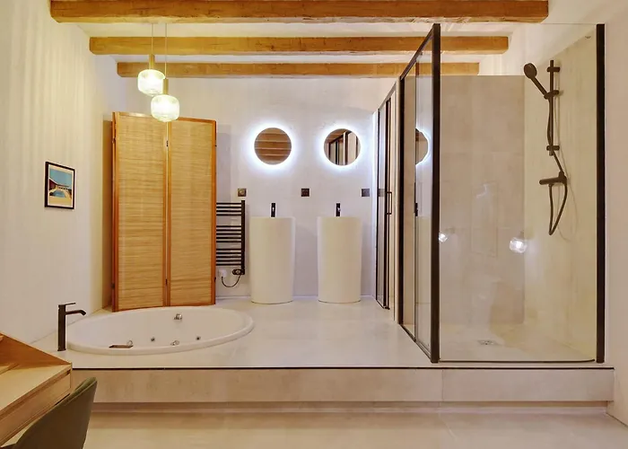 Pick A Flat's In Grands Boulevards- Rue Cadet *