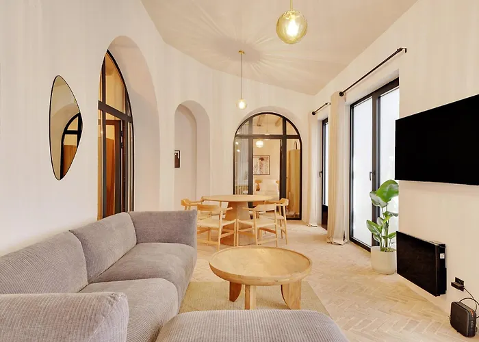 Pick A Flat's In Grands Boulevards- Rue Cadet شقة *