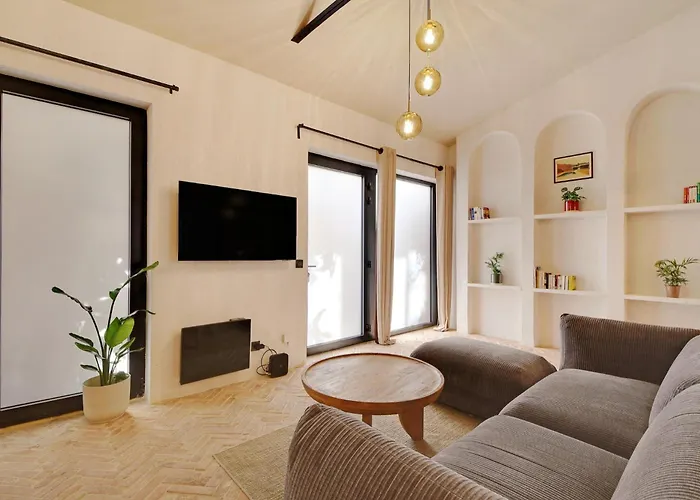 Pick A Flat's In Grands Boulevards- Rue Cadet *